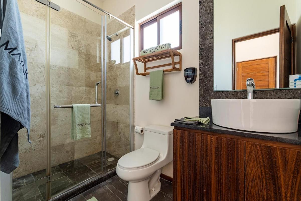 Villa With Ocean View, Pool, Restaurant And Rooftop Isla Mujeres Bagian luar foto